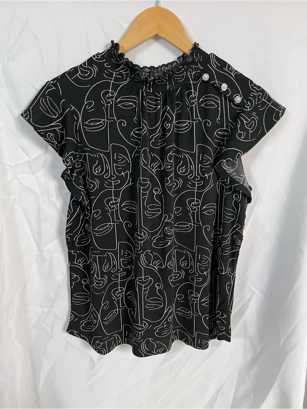 Adrienne Vittadini Black Blouse with White Abstract Face Line Print